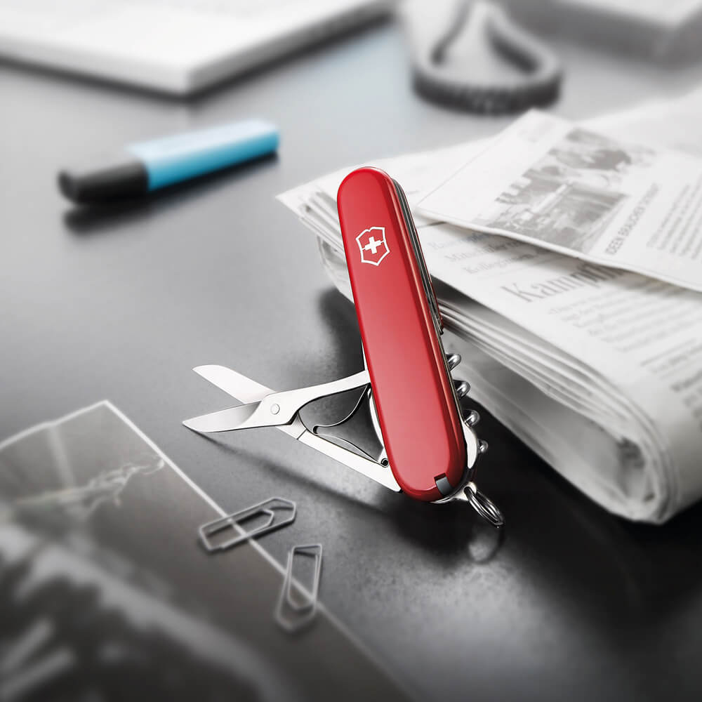 Victorinox Swiss Army Knife Classic SD 7 Functions Red
