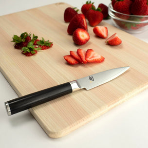 https://www.houseofknives.us/cdn/shop/products/DM0700Classic_paring3.5in_strawberry_small_61a988ae-a6e4-4734-954f-8770f7b17ec6-611790.jpg?crop=center&height=304&v=1664352701&width=304
